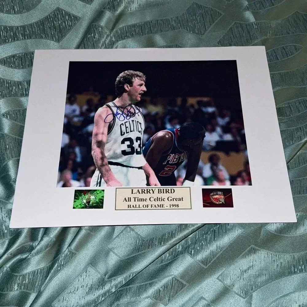 Larry Bird, Boston Celtics hand signed autographed photo matted